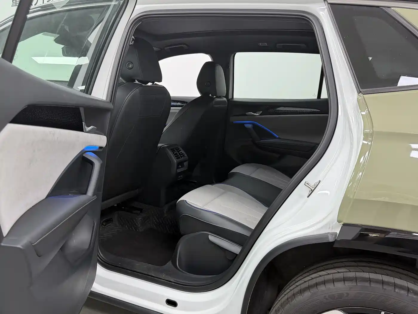Volkswagen Tayron 2026 Model Tayron L 380TSI 4WD Luxury Easy Package фото 13