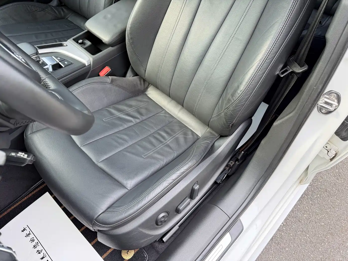 Фото 11 - Audi A4L