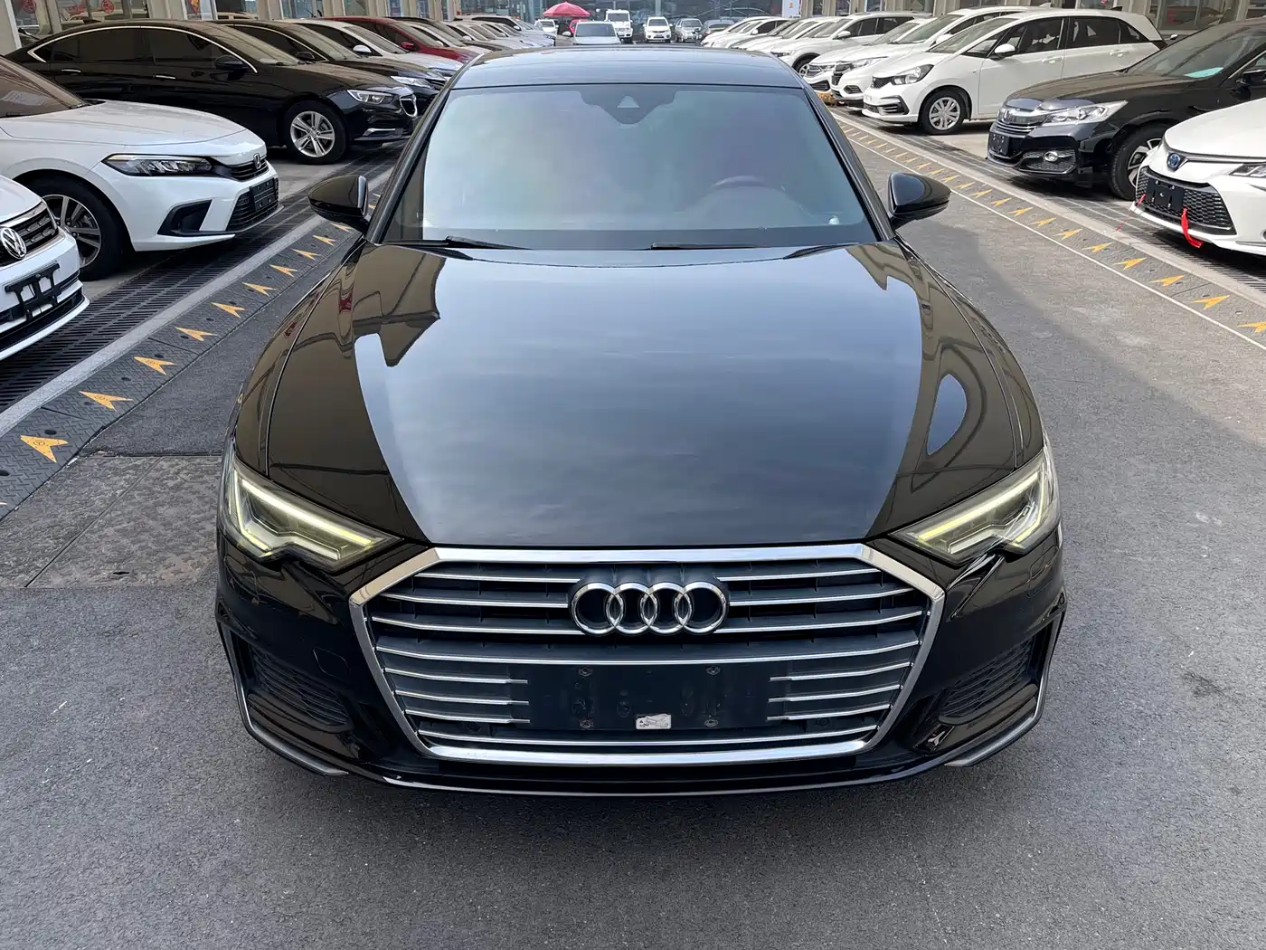 Audi A6L 2019 40 TFSI Luxury Dynamic фото 2