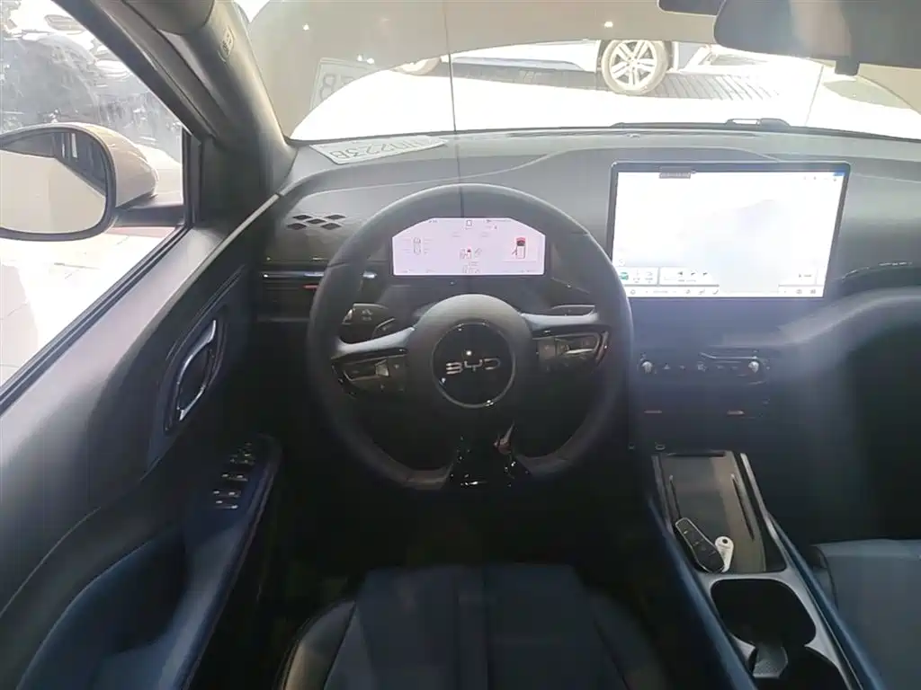 BYD Seagull 2025 Smart Drive Edition 305km Freedom Version фото 7