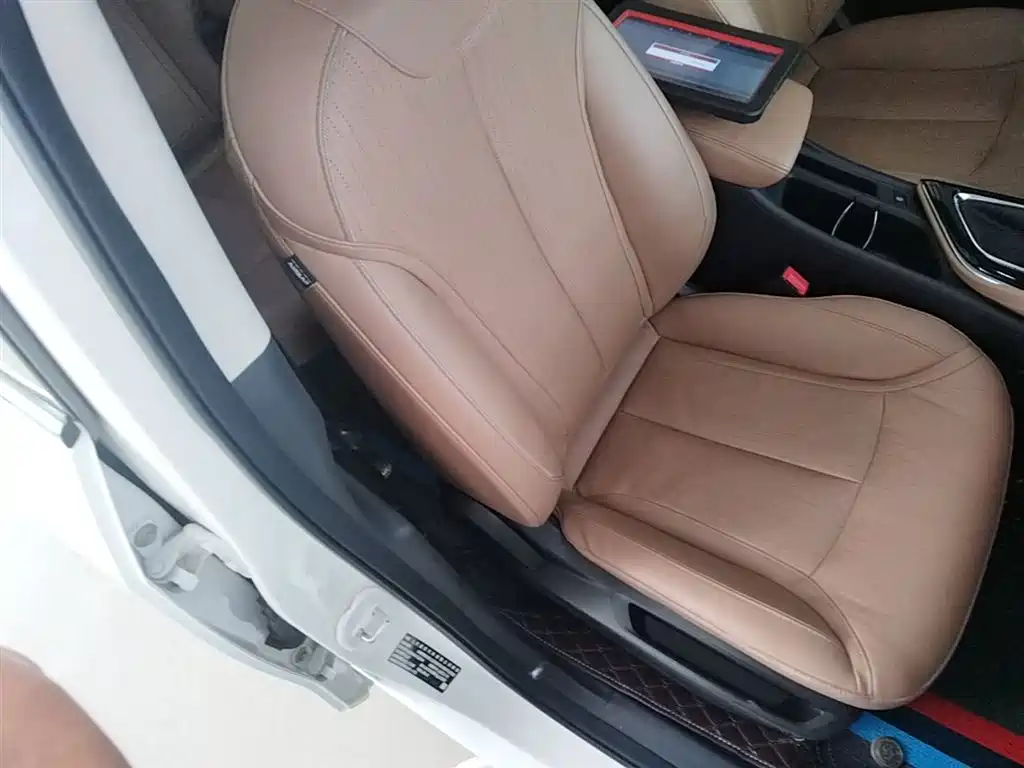 Buick GL6 2021 323T Mild Hybrid Connected Luxury фото 25