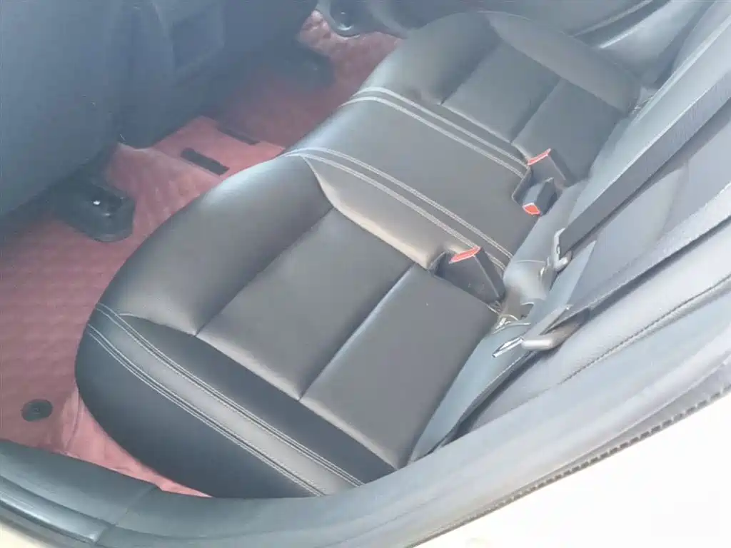 Mercedes-Benz CLA (Import) 2017 Facelift CLA 200 Dynamic фото 17