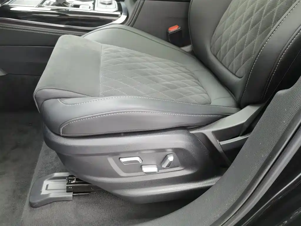 Hongqi HS7 2022 2.0T DCT 2WD ZhiLian QiChang Edition 5-seater фото 20