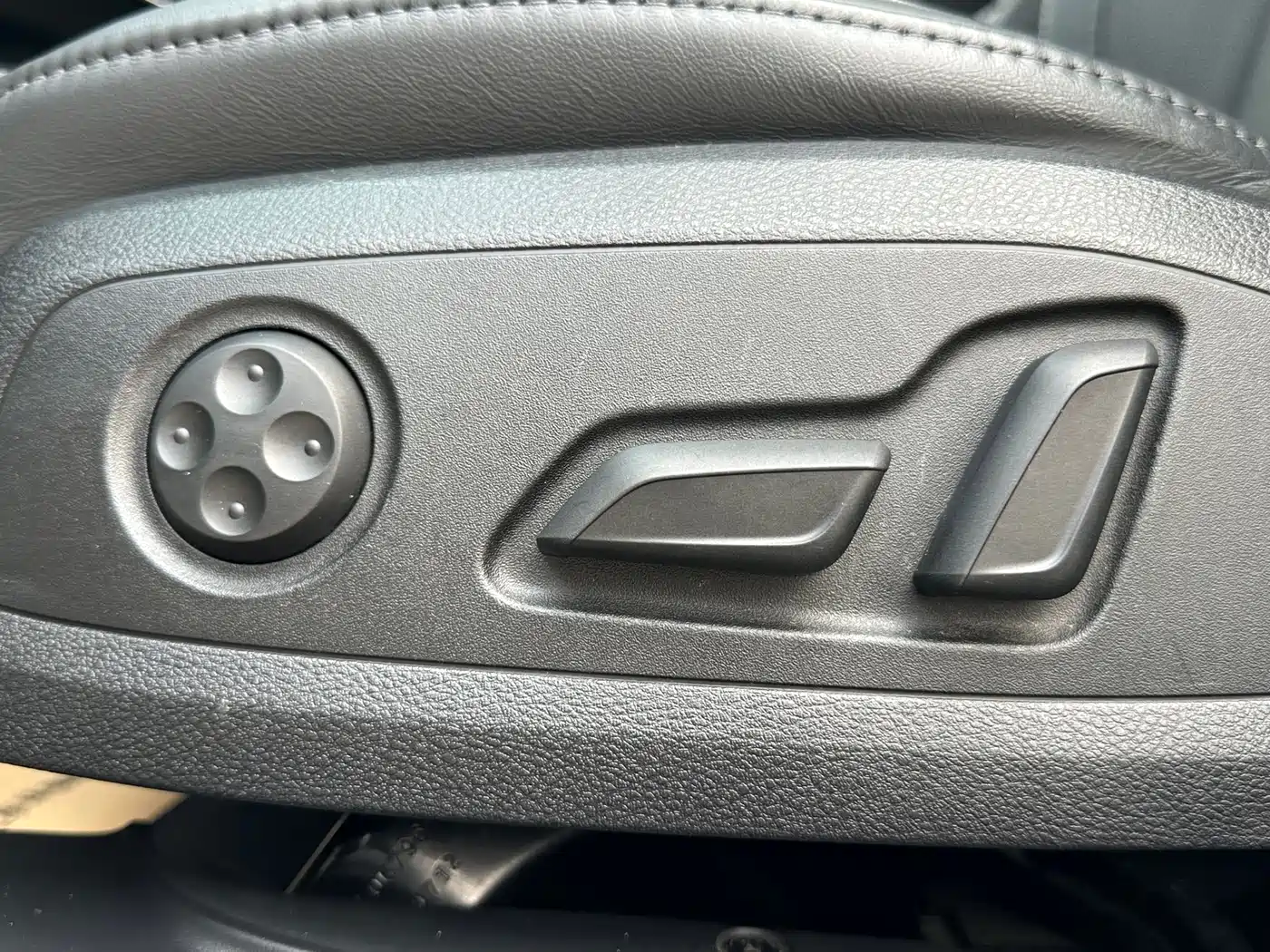 Audi A4L 2022 45 TFSI quattro Premium Dynamic фото 16