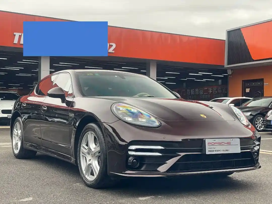 Porsche Panamera 2010 Panamera 4 3.6L фото 3