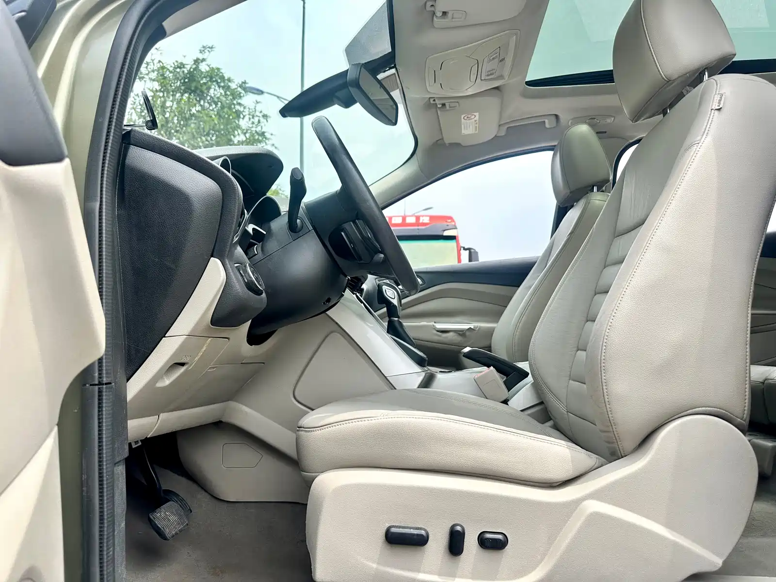 Photo 31 - Ford Kuga