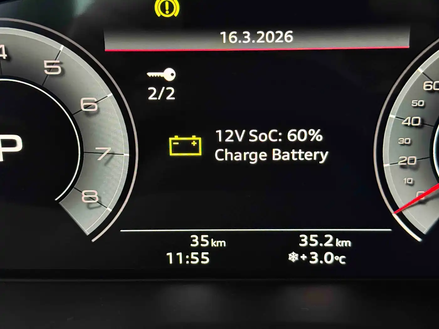 Audi Q5L 2025 45th Anniversary Edition 40 TFSI Dynamic Fashion фото 14