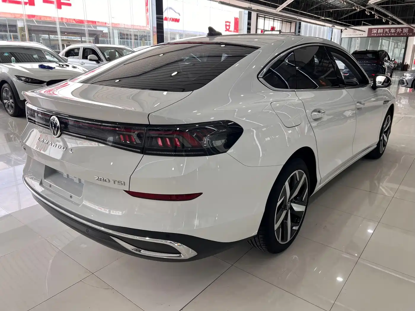 Volkswagen Lamando 2023 Lamando L 280TSI DSG Cool Edition фото 12