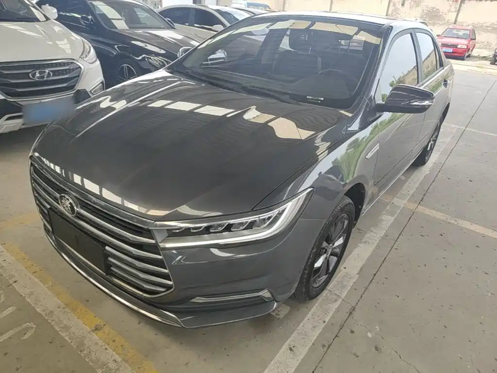 BYD Qin 2021 2019 1.5L Automatic Luxury Edition