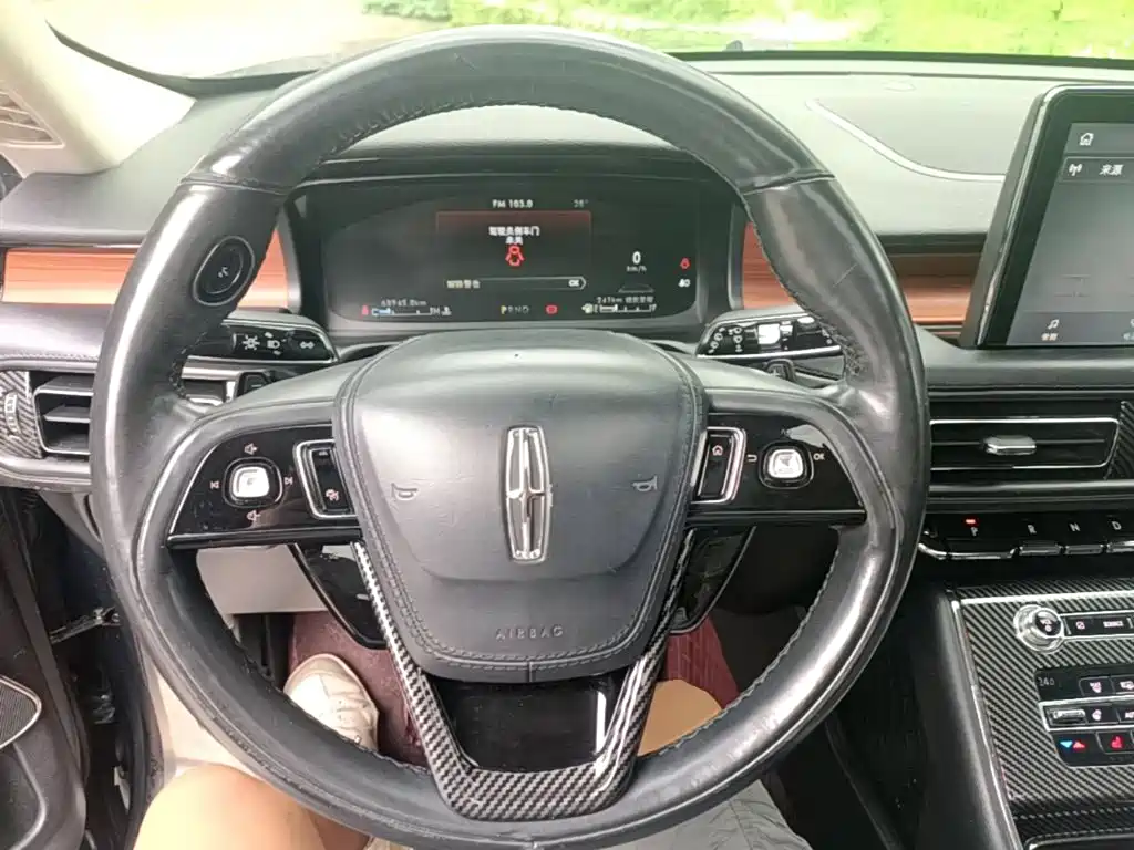 Lincoln Aviator (Import) 2020 2020 3.0T V6 AWD Premium Edition