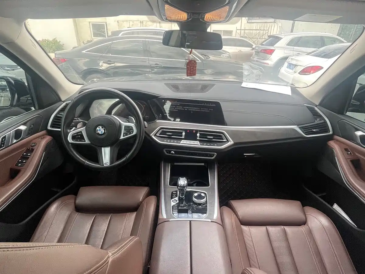 Фото 8 - BMW X5 (Import)
