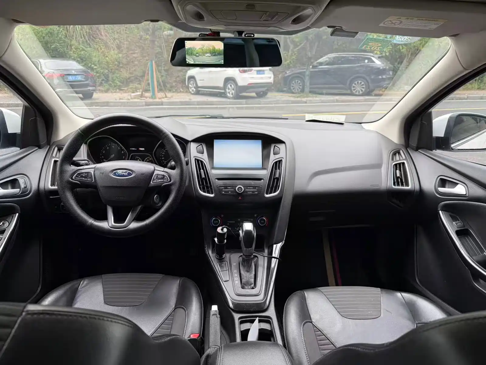 Фото 9 - Ford Focus