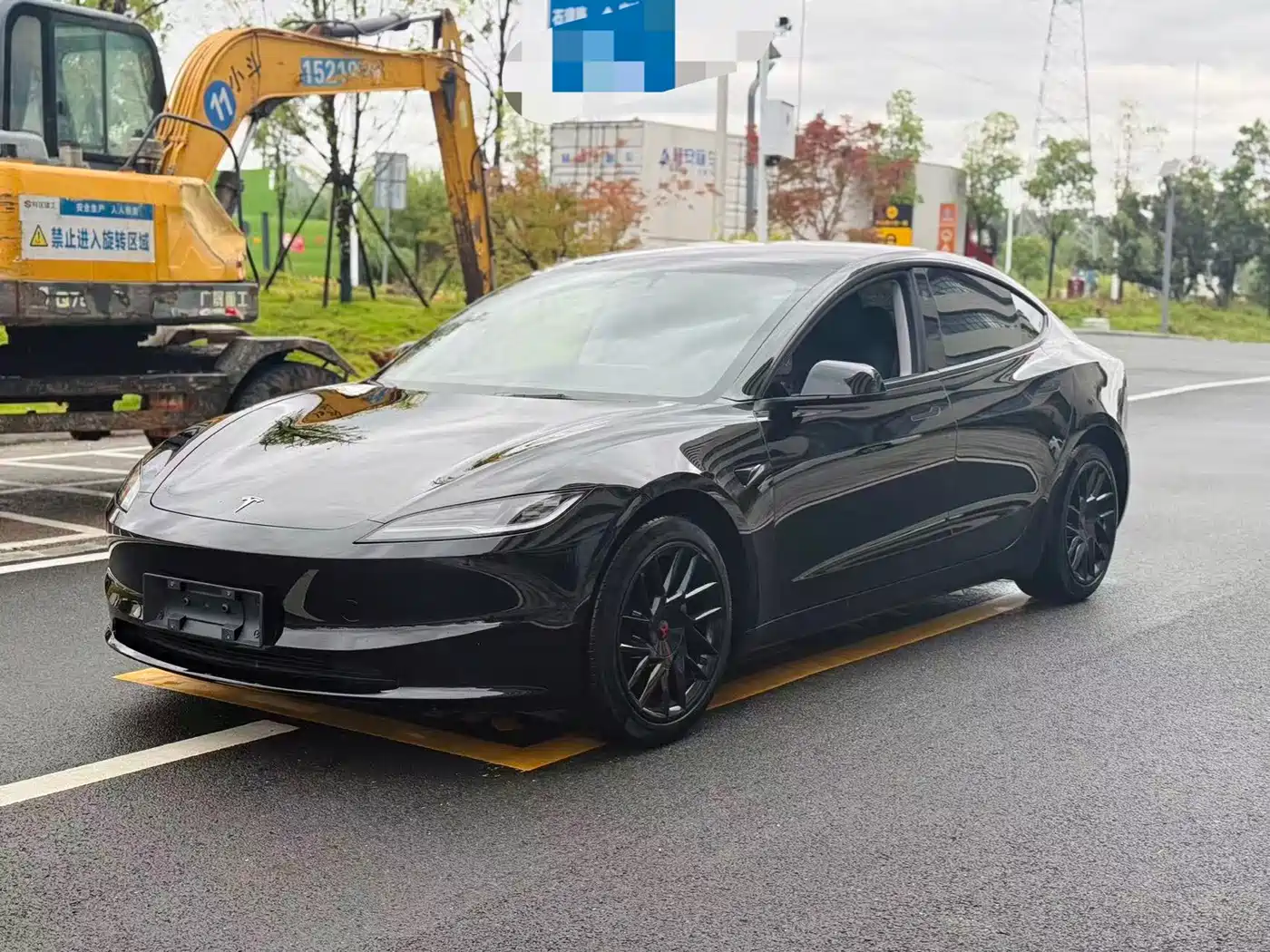 Tesla Model 3 2023