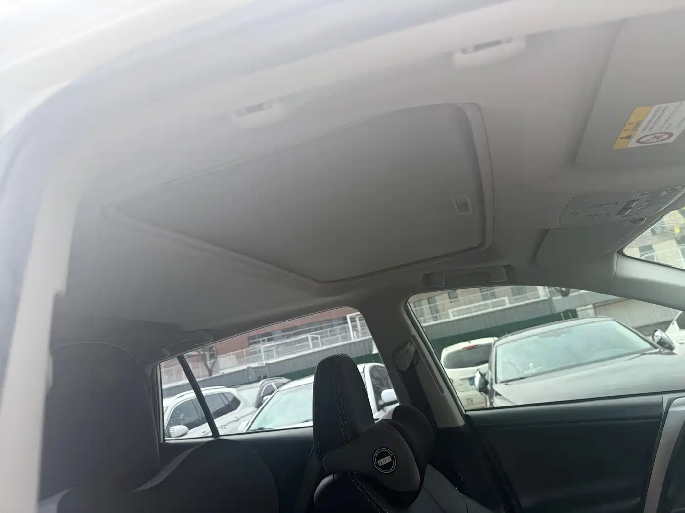 Toyota RAV4 Rongfang 2016 2.0L CVT 2WD Smart (China V) фото 11
