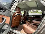 Фото 5 - Audi A8