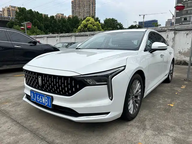 Besturn B70 2024
