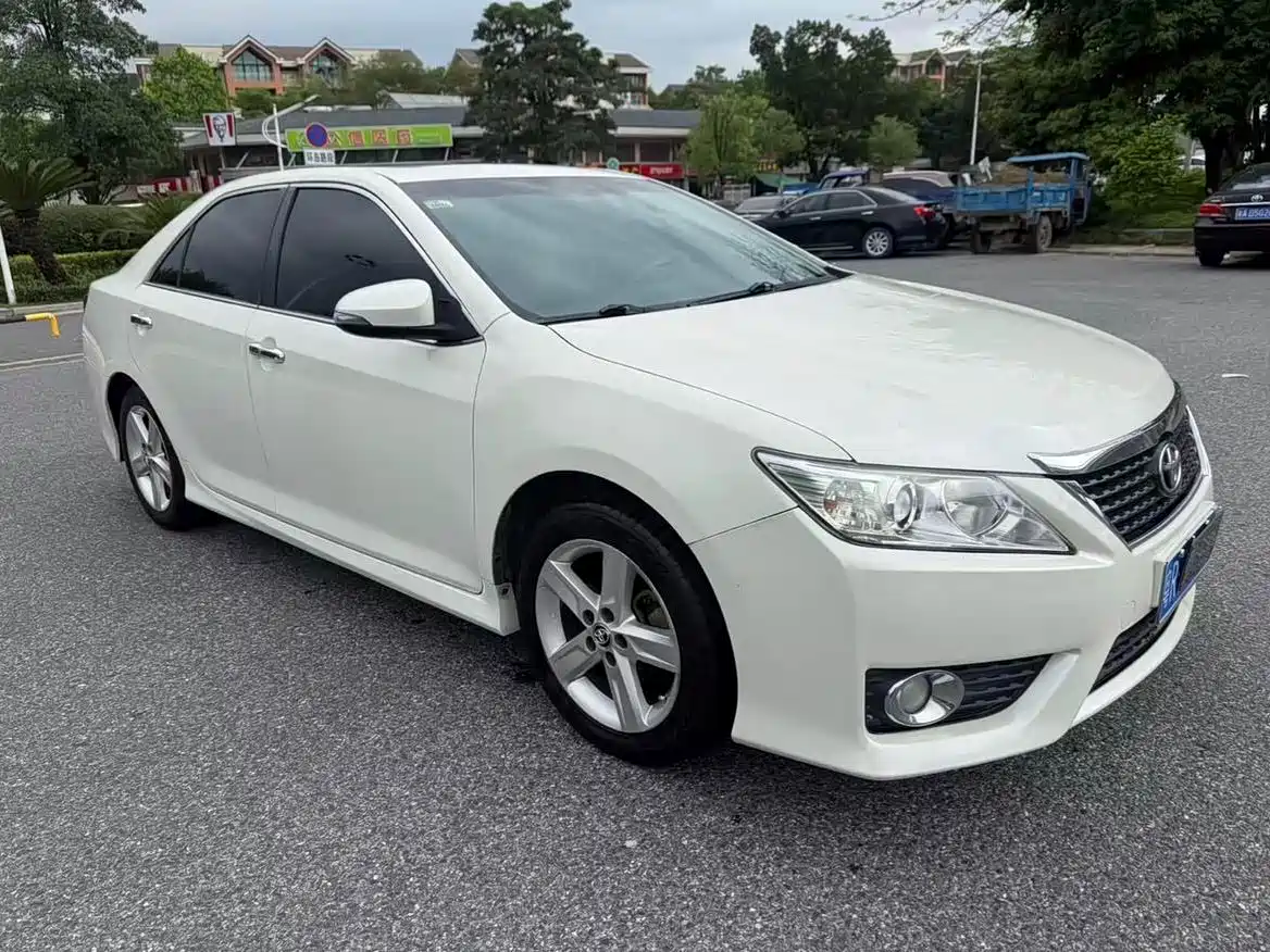 Toyota Camry 2012 Junrui 2.0S Dynamic Edition фото 3