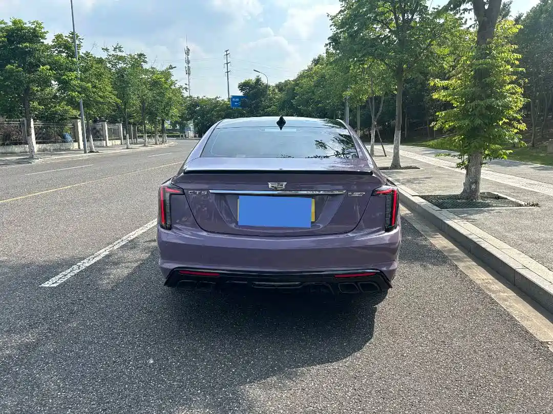 CADILLAC CT5