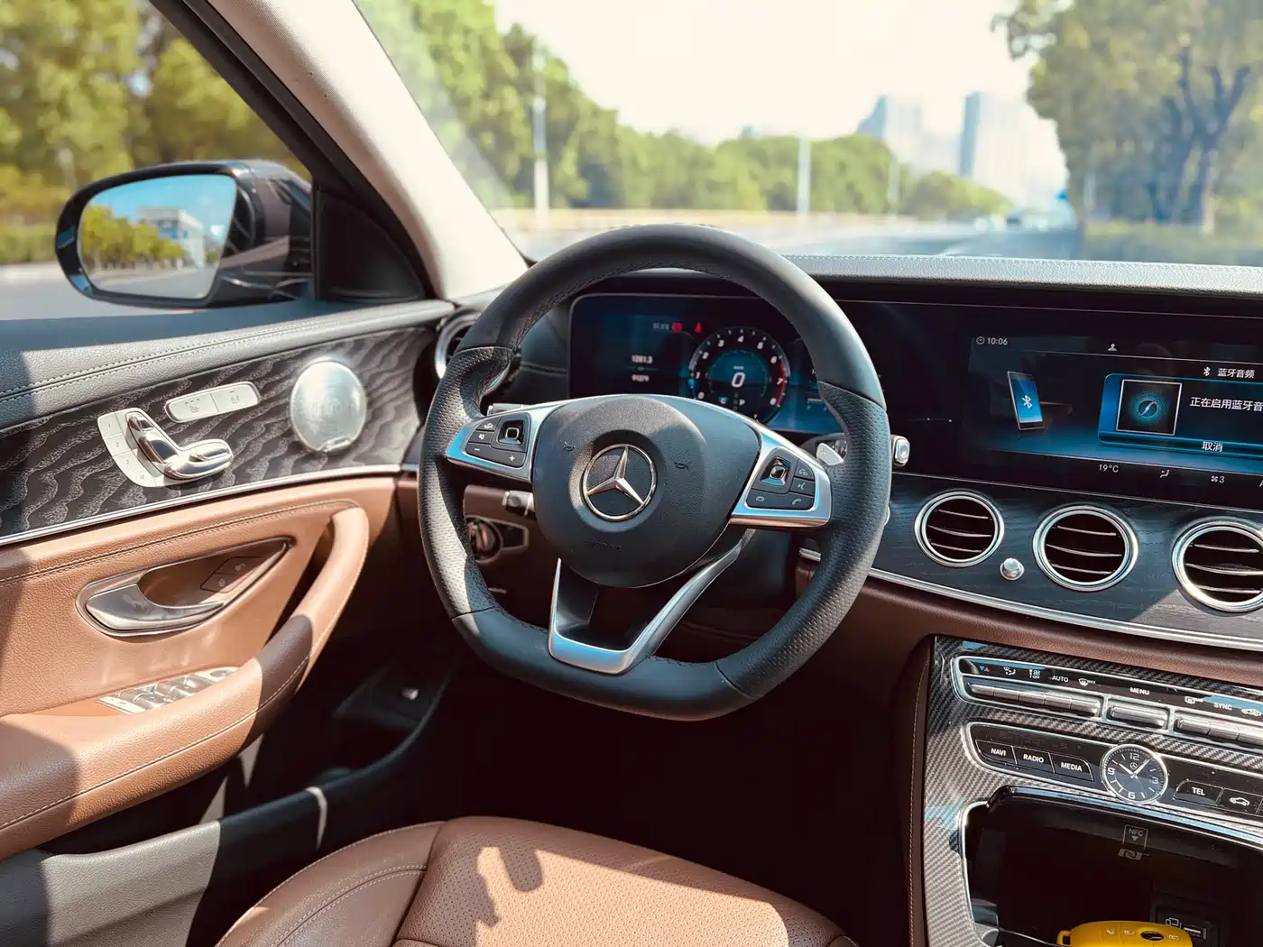 Mercedes-Benz E-Class 2016 E 300 L Sport Fashion Type фото 19