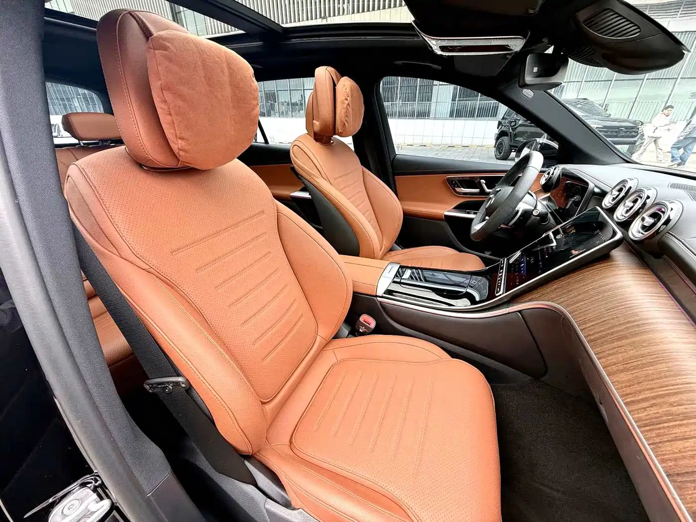 Mercedes-Benz GLC 2025 GLC 300 L 4MATIC Dynamic 5-seater фото 7