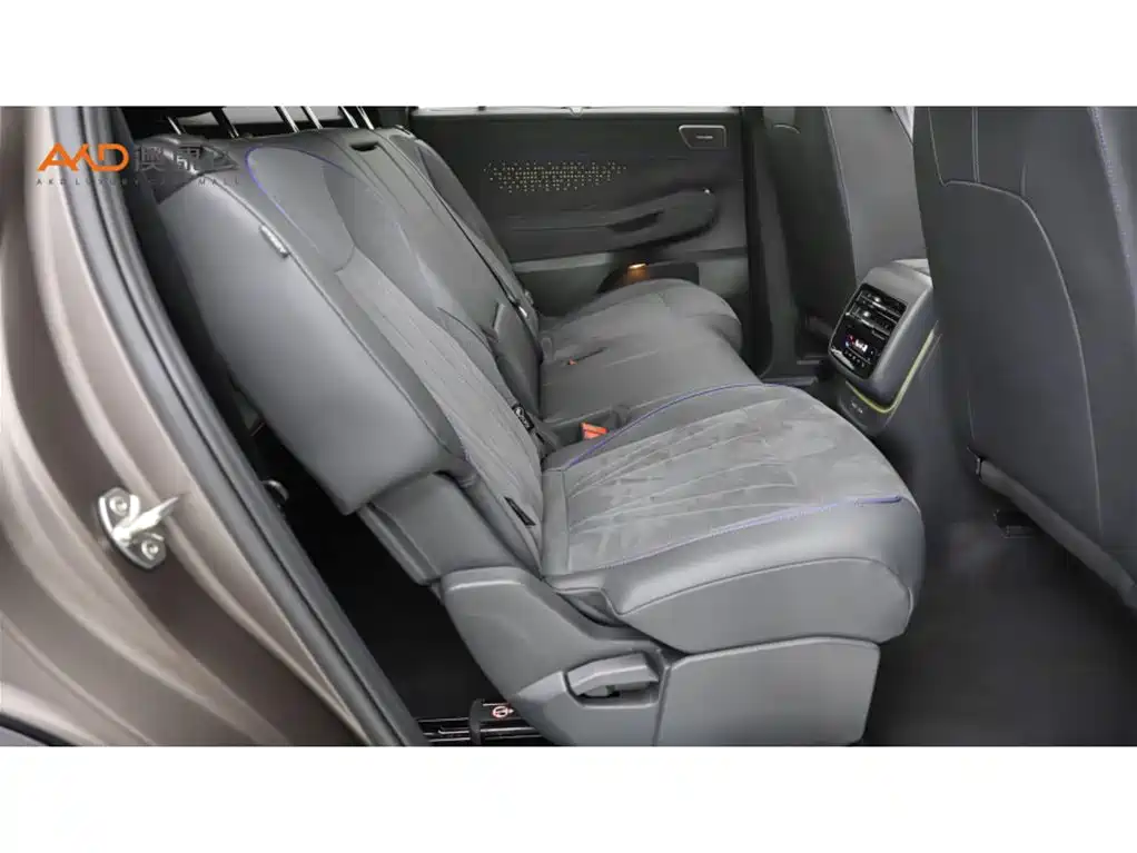 Volkswagen Teramont 2025 Teramont Pro 450TSI 4WD Summit Edition фото 8