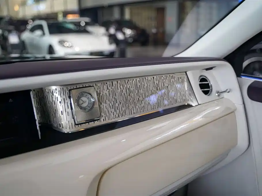 Фото 24 - Rolls-Royce Phantom