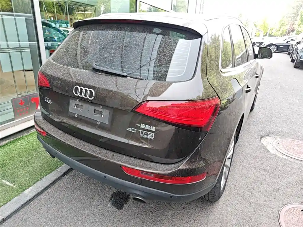 Audi Q5 2015 40 TFSI Technology фото 12