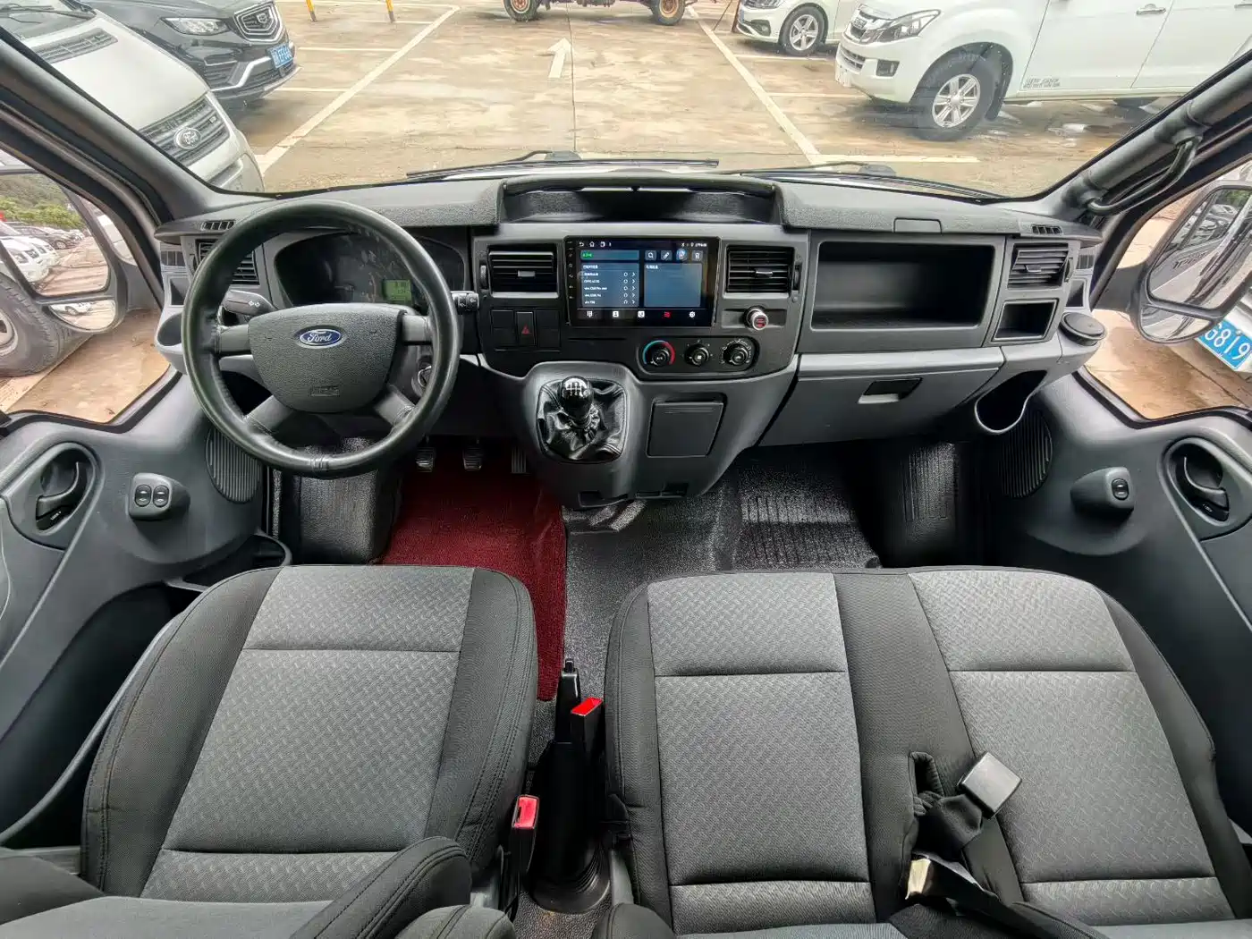 Ford New Generation Transit 2020 2019 Model 2.2T Multi-function Short Wheelbase Medium Roof 6-seater China VI