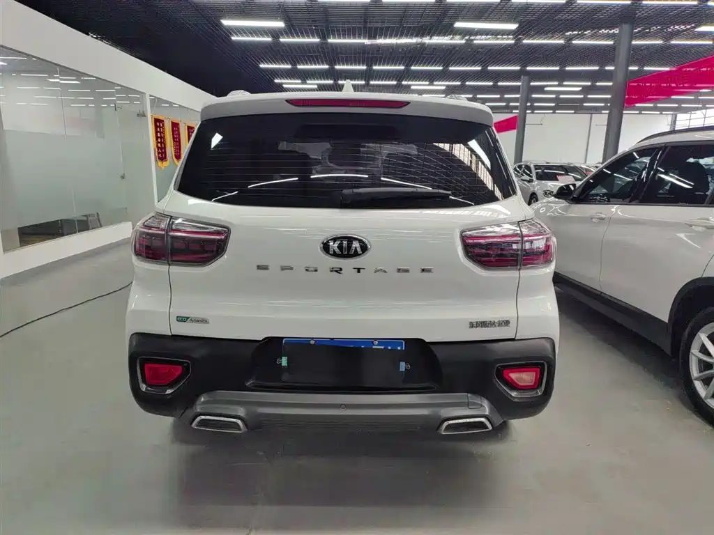 Kia Sportage 2019 2.0L Automatic Smart Luxury Edition фото 13