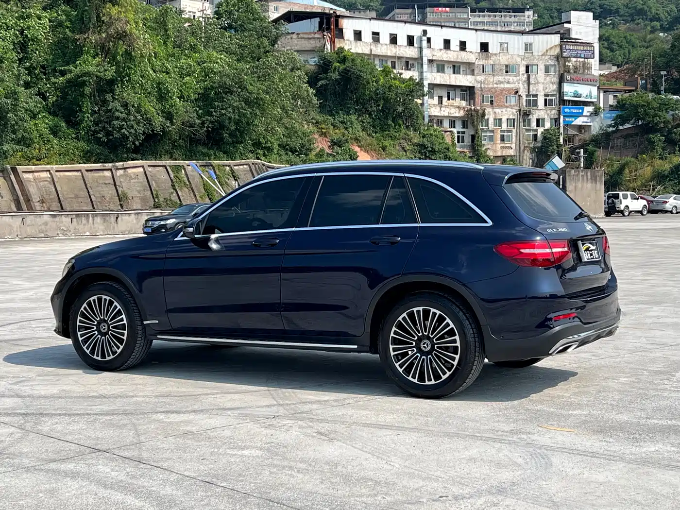 Mercedes-Benz GLC 2018 Facelift GLC 260 4MATIC Dynamic фото 4