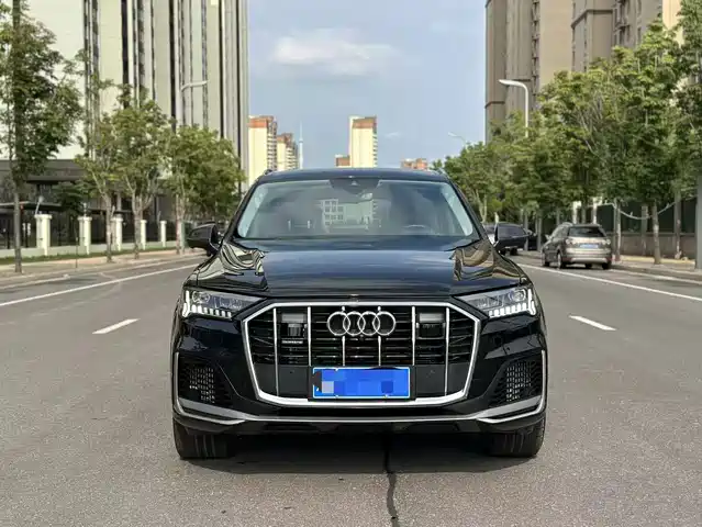 Audi Q7 2023