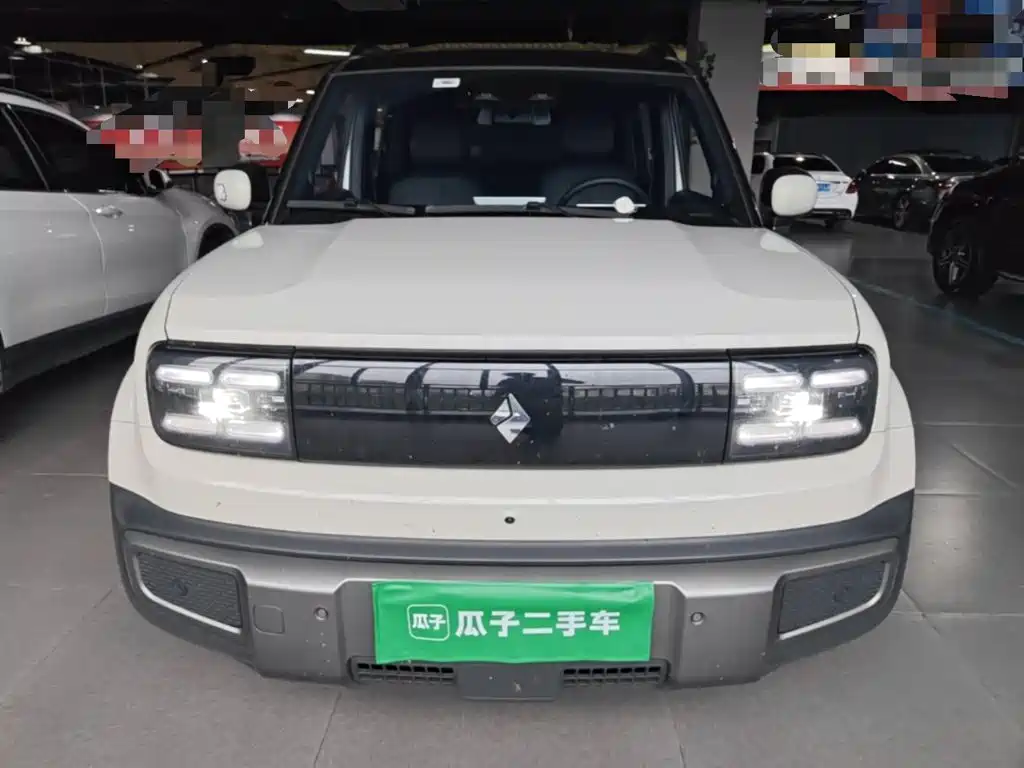 Baojun Yueye Plus 2024 2024 Smart Premium 4-Seater