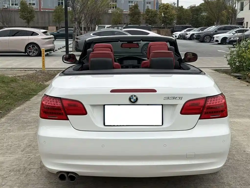 BMW 3 Series (Import) 2011 330i Convertible Coupe фото 13