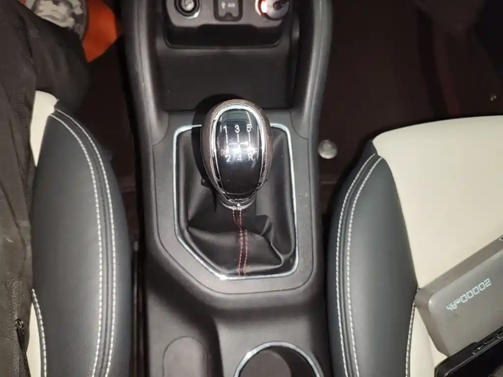Changan CS35 2018 2017 1.6L Manual Luxury