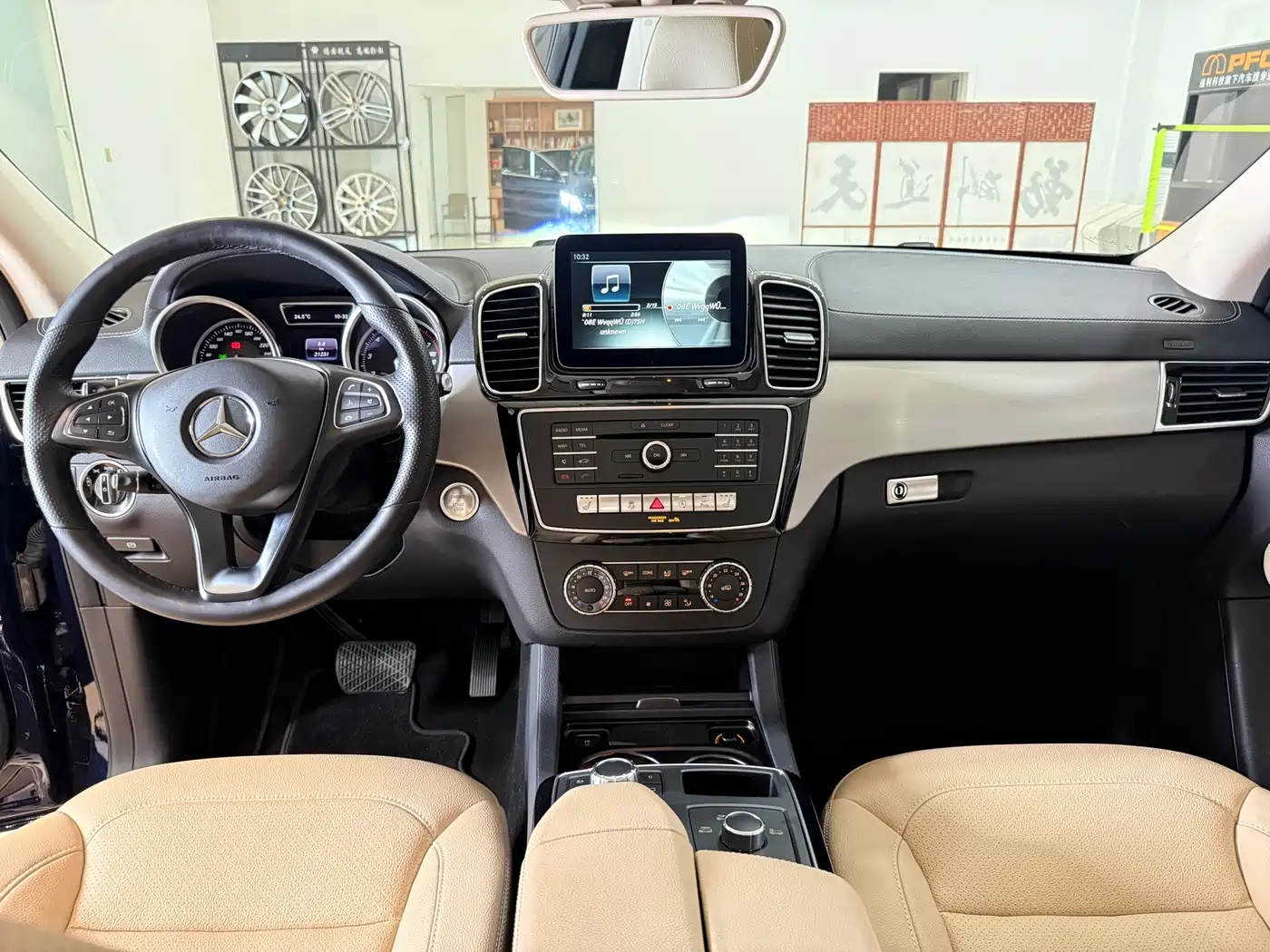Mercedes-Benz GLE Coupe 2015 GLE 320 4MATIC Coupe SUV фото 16