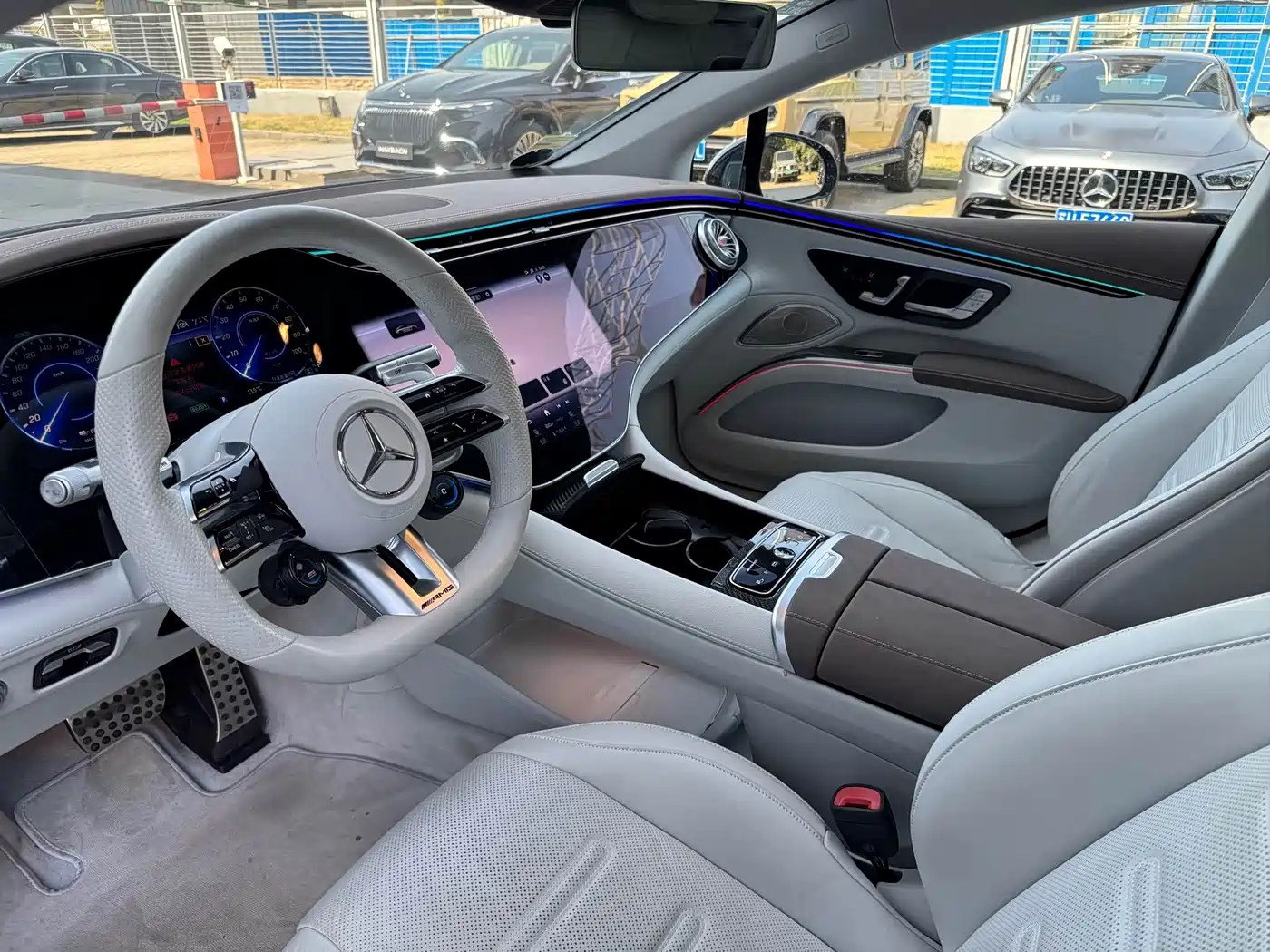 MERCEDES-BENZ EQS AMG