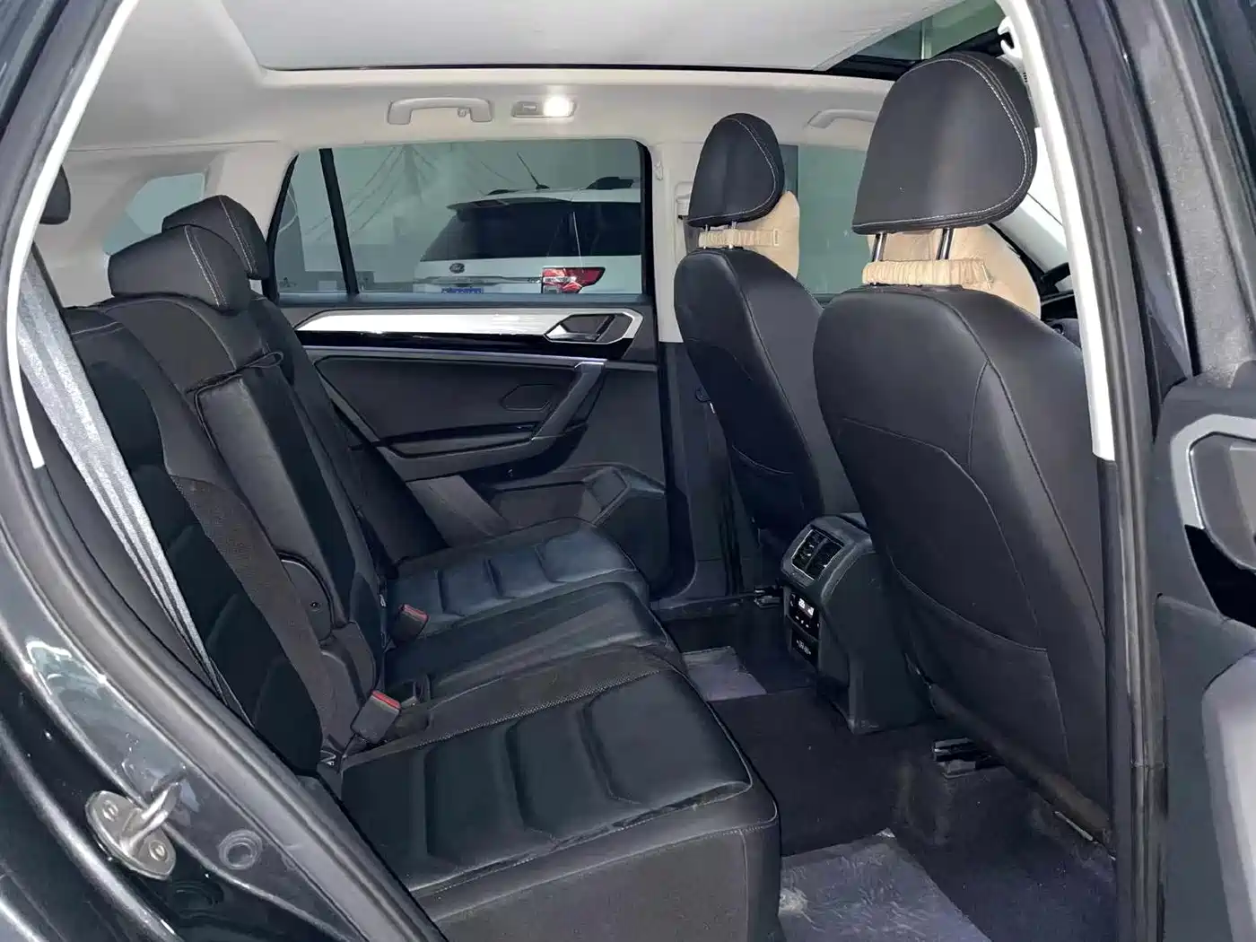 Volkswagen Tayron 2020 330TSI 2WD Luxury Smart Edition фото 8