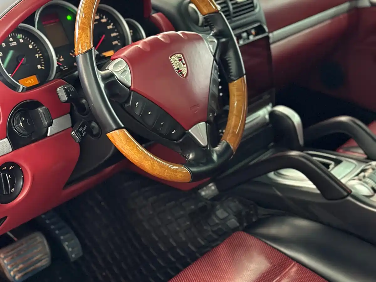 Porsche Cayenne 2008 Model Cayenne GTS 4.8L фото 10