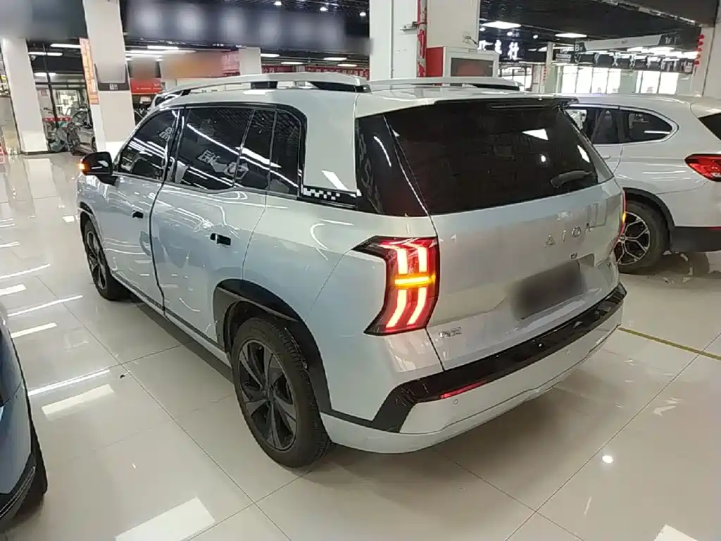 2025 Aion V