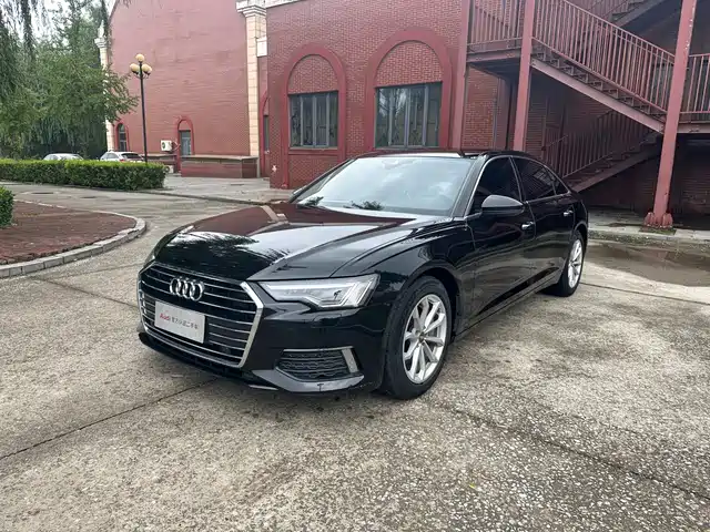 Audi A6L 2021