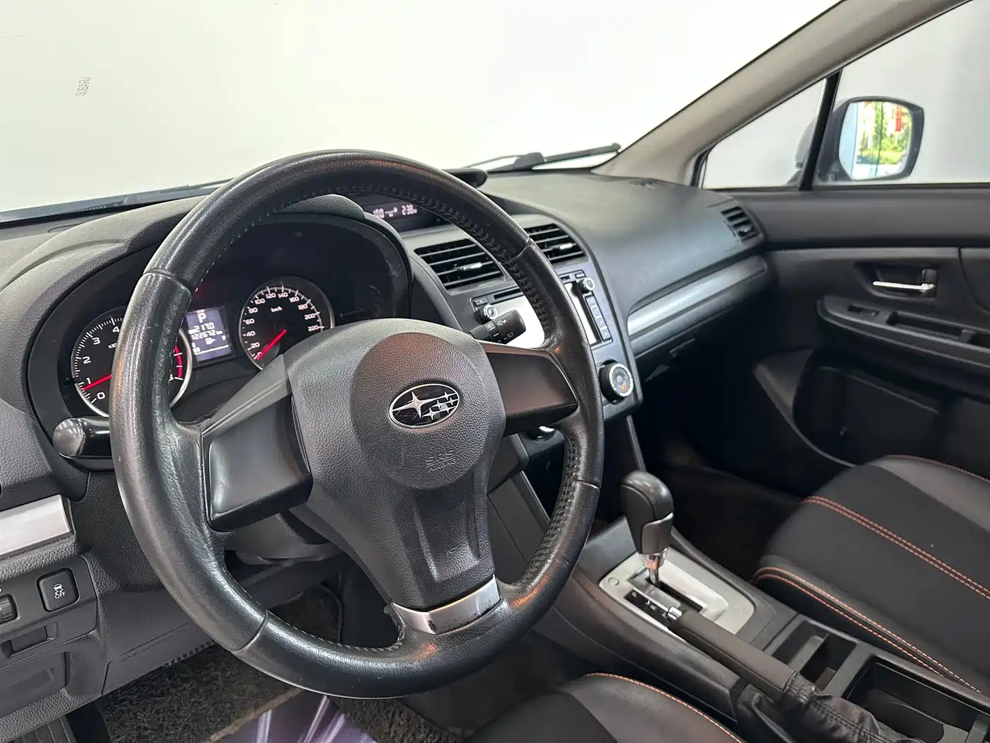 Фото 14 - Subaru XV