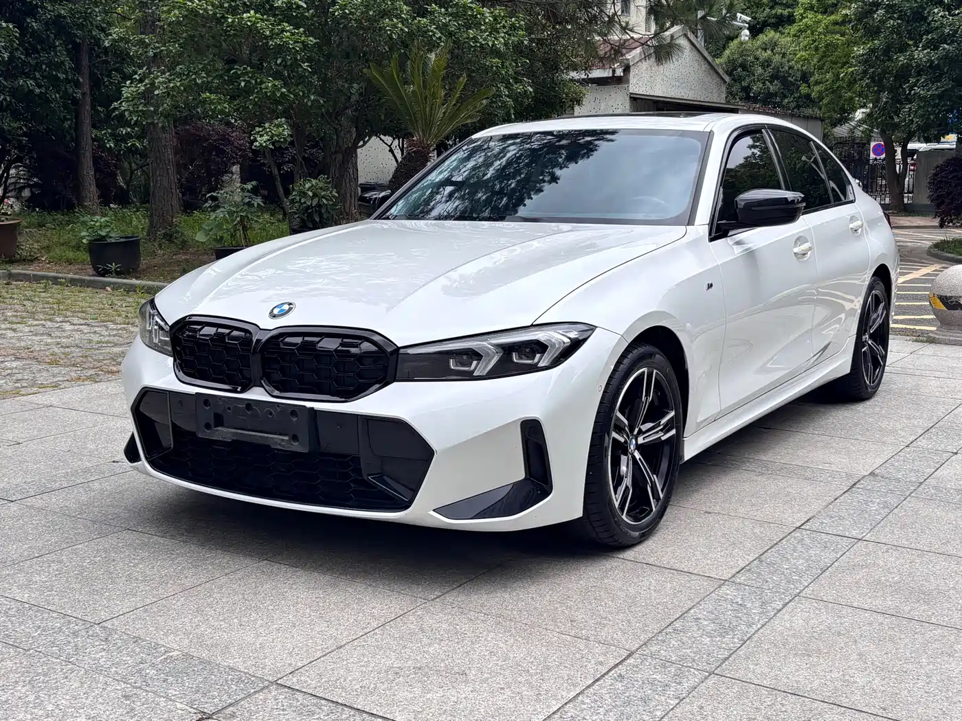 BMW 3 Series 2023 325i M Sport Package