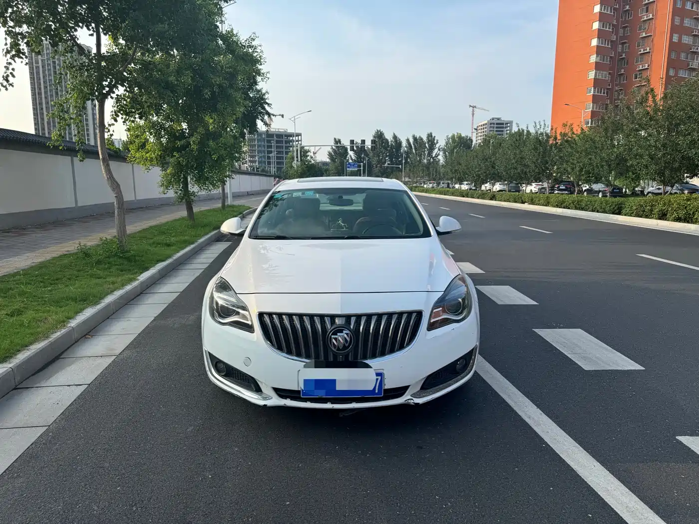 Фото 2 - Buick Regal