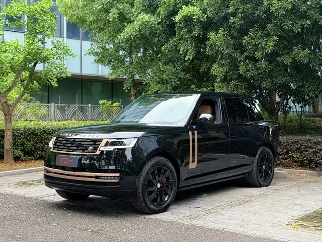 Land Rover Range Rover 2025 3.0 L6 400PS Flourishing Era Extended Wheelbase — фото 2