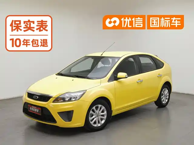 Ford Focus 2012 Hatchback Classic 1.8L Auto Base — фото 1