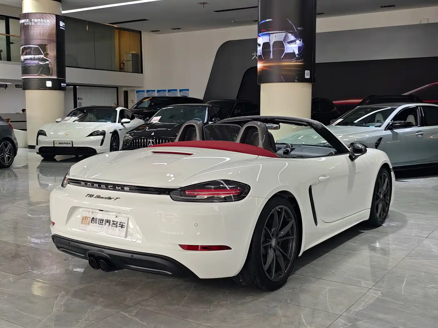 Porsche 718 2019 Boxster T 2.0T фото 14