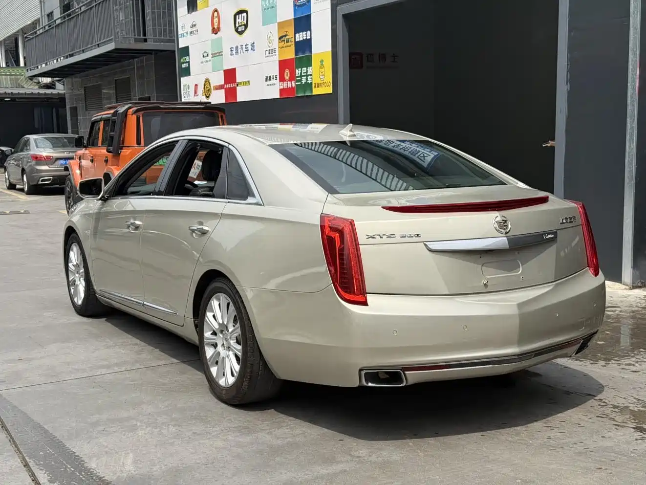 Cadillac XTS 2014 2014 28T Luxury Edition