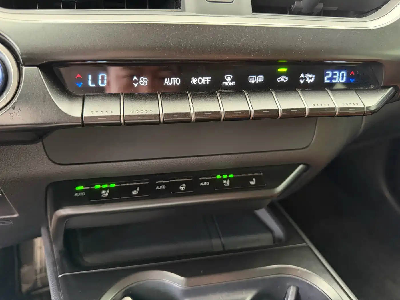 Lexus UX Electric 2021 2020 300e Pure Yue Edition