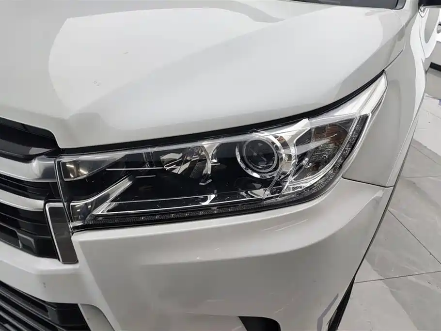 Toyota Highlander 2021 2.0T AWD Premium 7-Seater фото 5