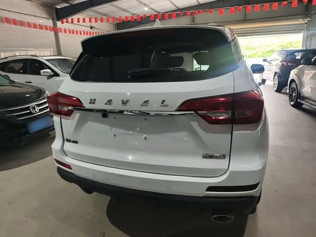 Фото 6 - Haval M6